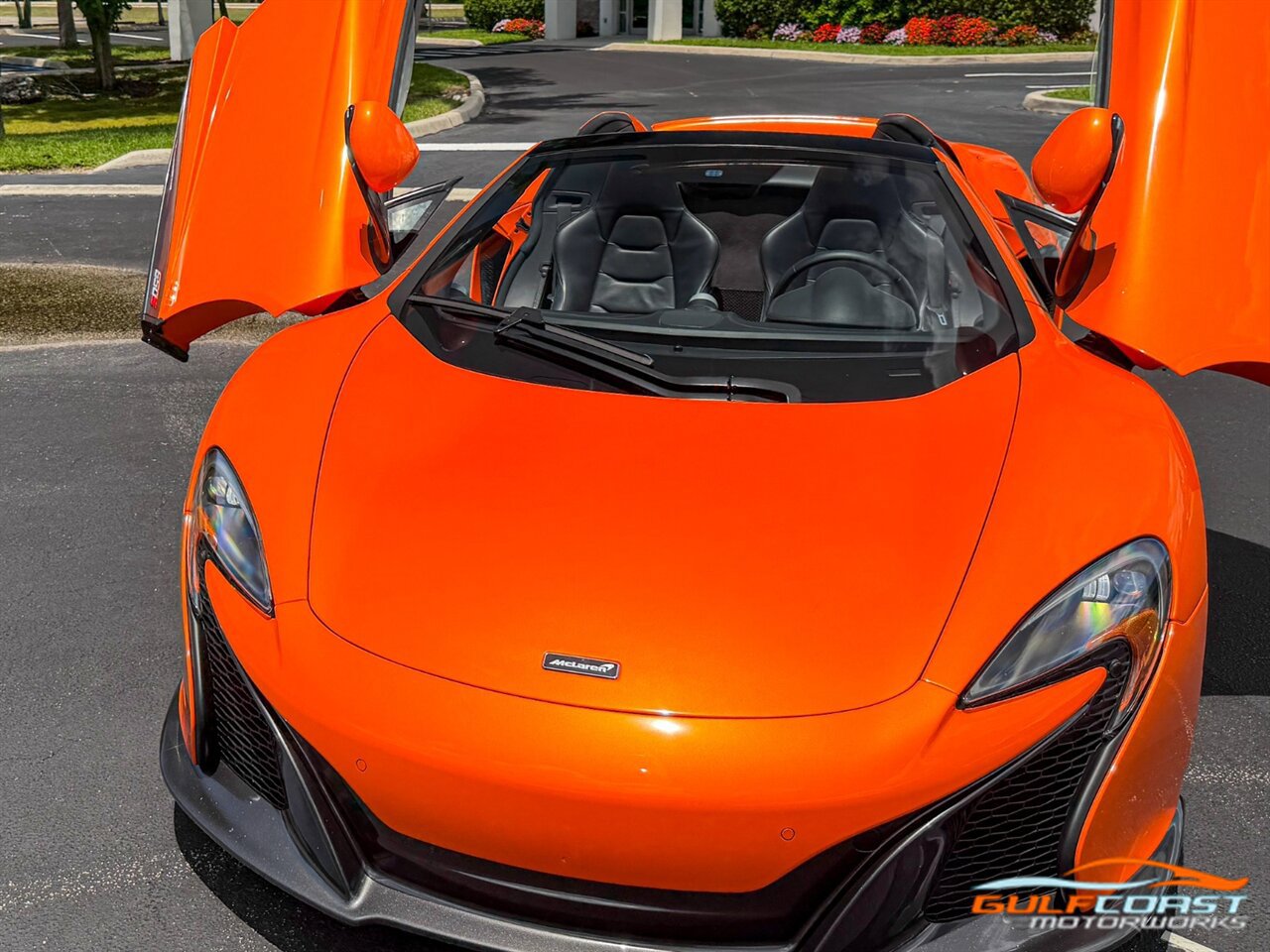 Used 2015 McLaren 650S Spider RWD image 4