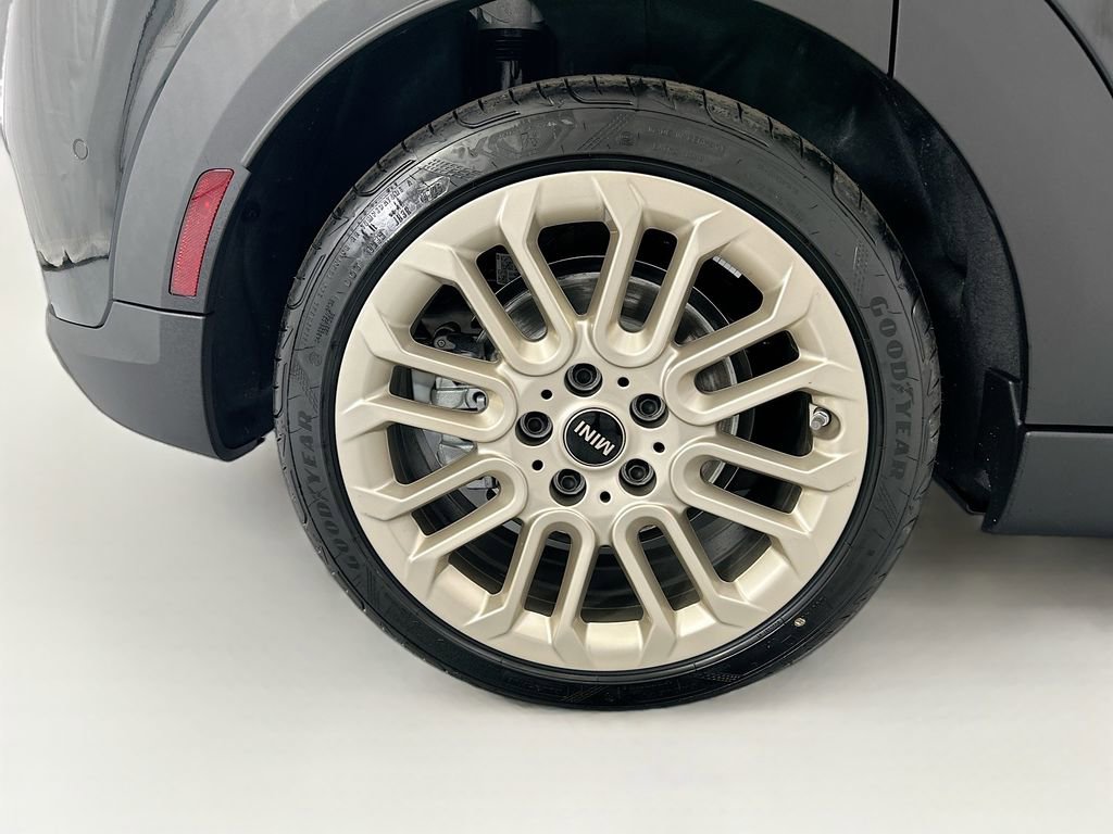 New 2026 MINI Cooper S FWD image 32