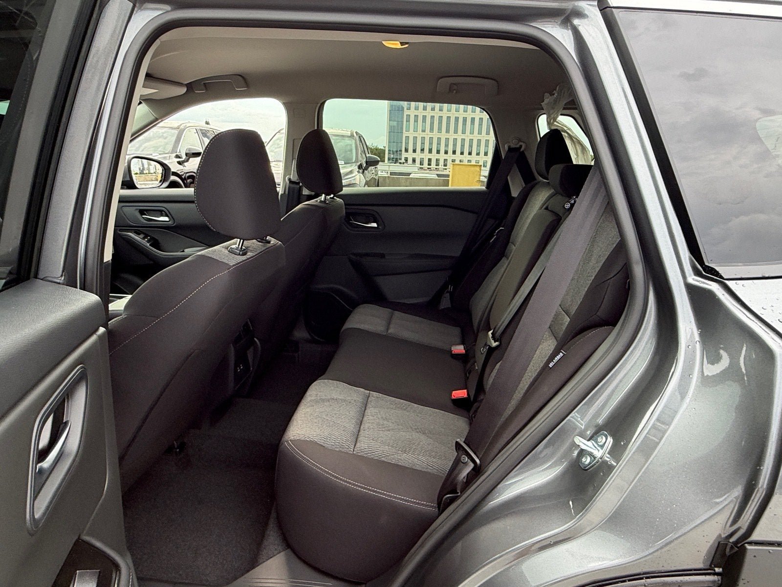 New 2027 Nissan Rogue SV FWD image 10