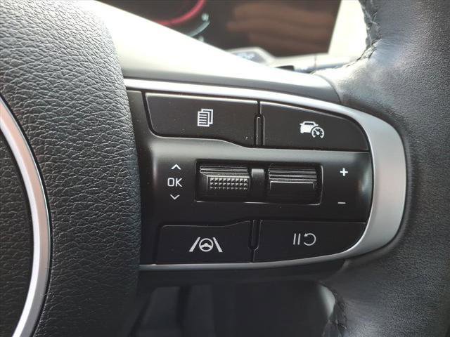 Used 2023 Kia Sportage EX image 16