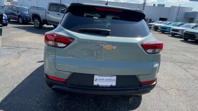 New 2026 Chevrolet TrailBlazer LS w/ LS Convenience Package FWD image 9