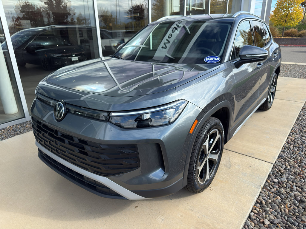 New 2026 Volkswagen Tiguan SE