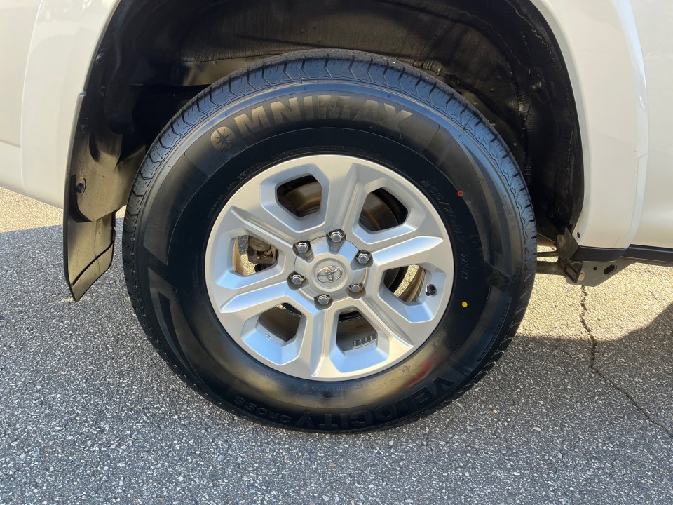 Used 2023 Toyota 4Runner SR5 Premium image 25