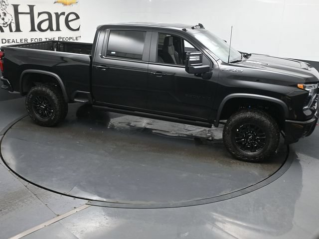 New 2026 Chevrolet Silverado 2500 ZR2 w/ LPO, Dark Essentials Package AWD/4WD image 16