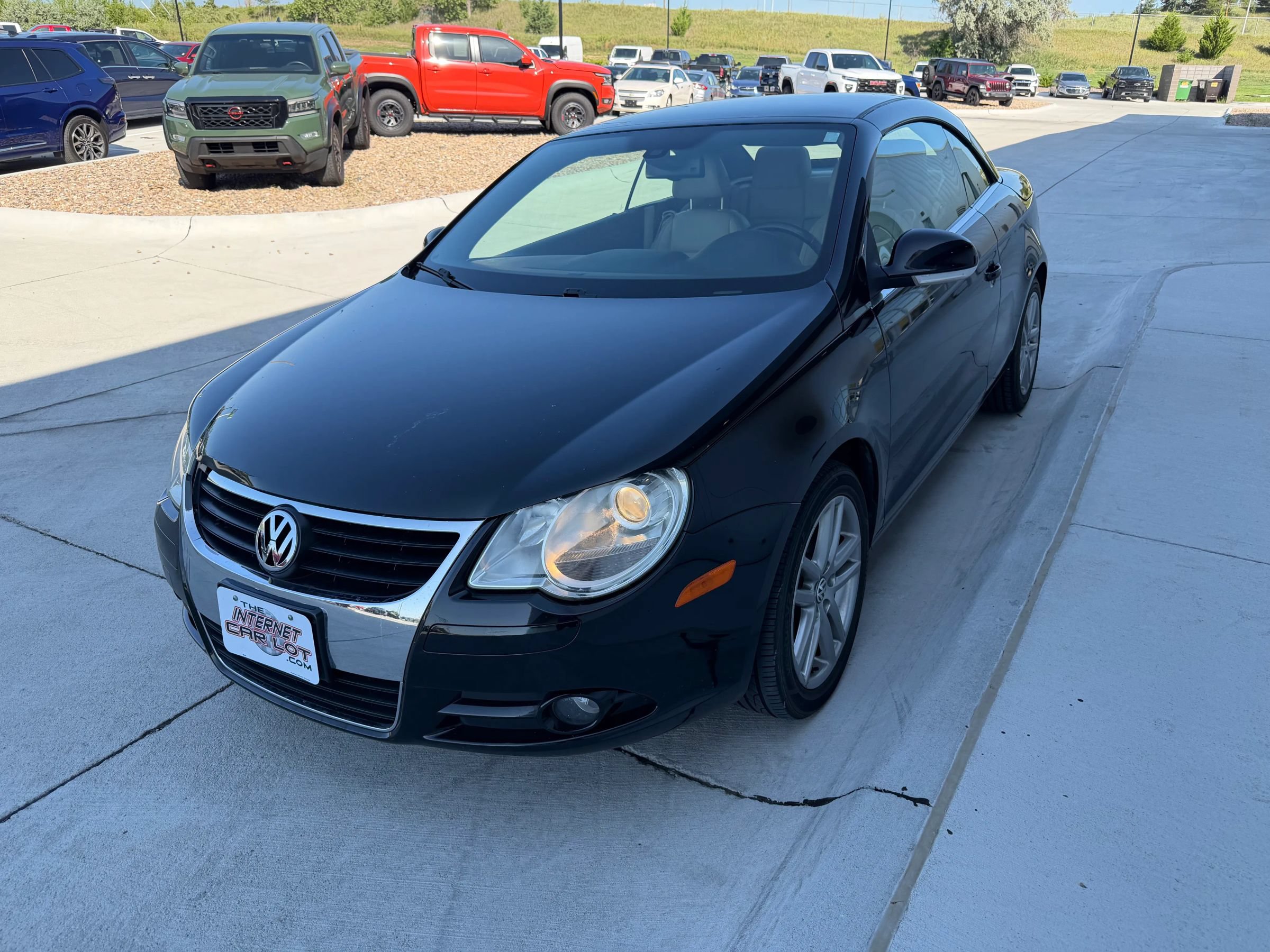 Used 2008 Volkswagen Eos Lux FWD image 13