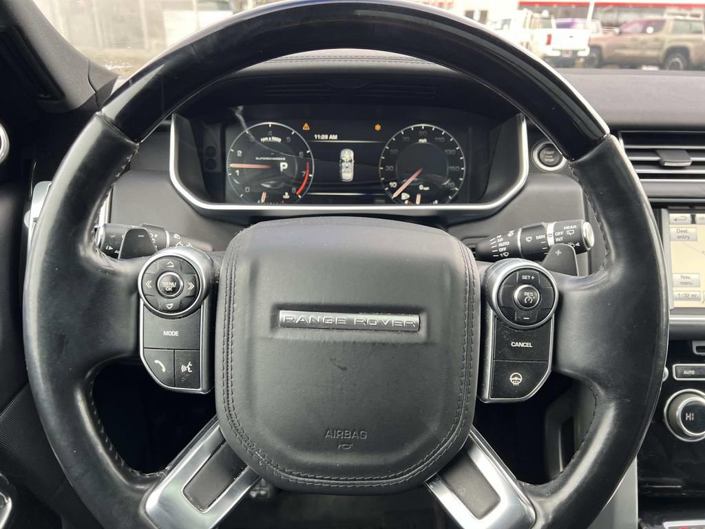 Used 2015 Land Rover Range Rover Supercharged image 26