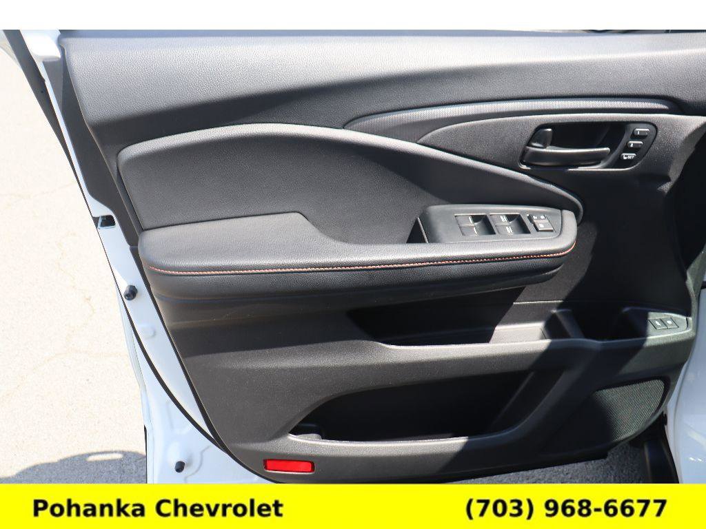 Used 2022 Honda Passport TrailSport image 25