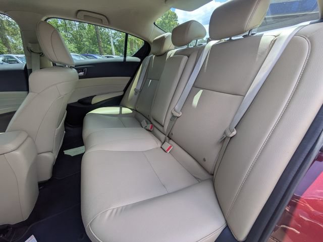 Used 2016 Acura ILX FWD image 12