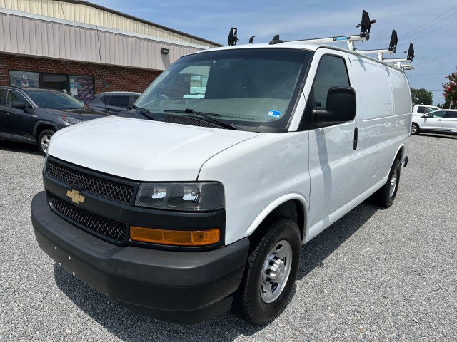 Used 2022 Chevrolet Express 2500 w/ Driver Convenience Package RWD image 2