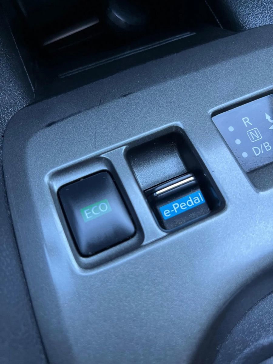 Used 2019 Nissan Leaf S w/ S Charge Package image 14