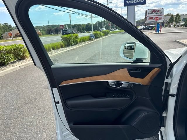 Used 2023 Volvo XC90 B6 Plus w/ Protection Package Premier AWD/4WD image 19