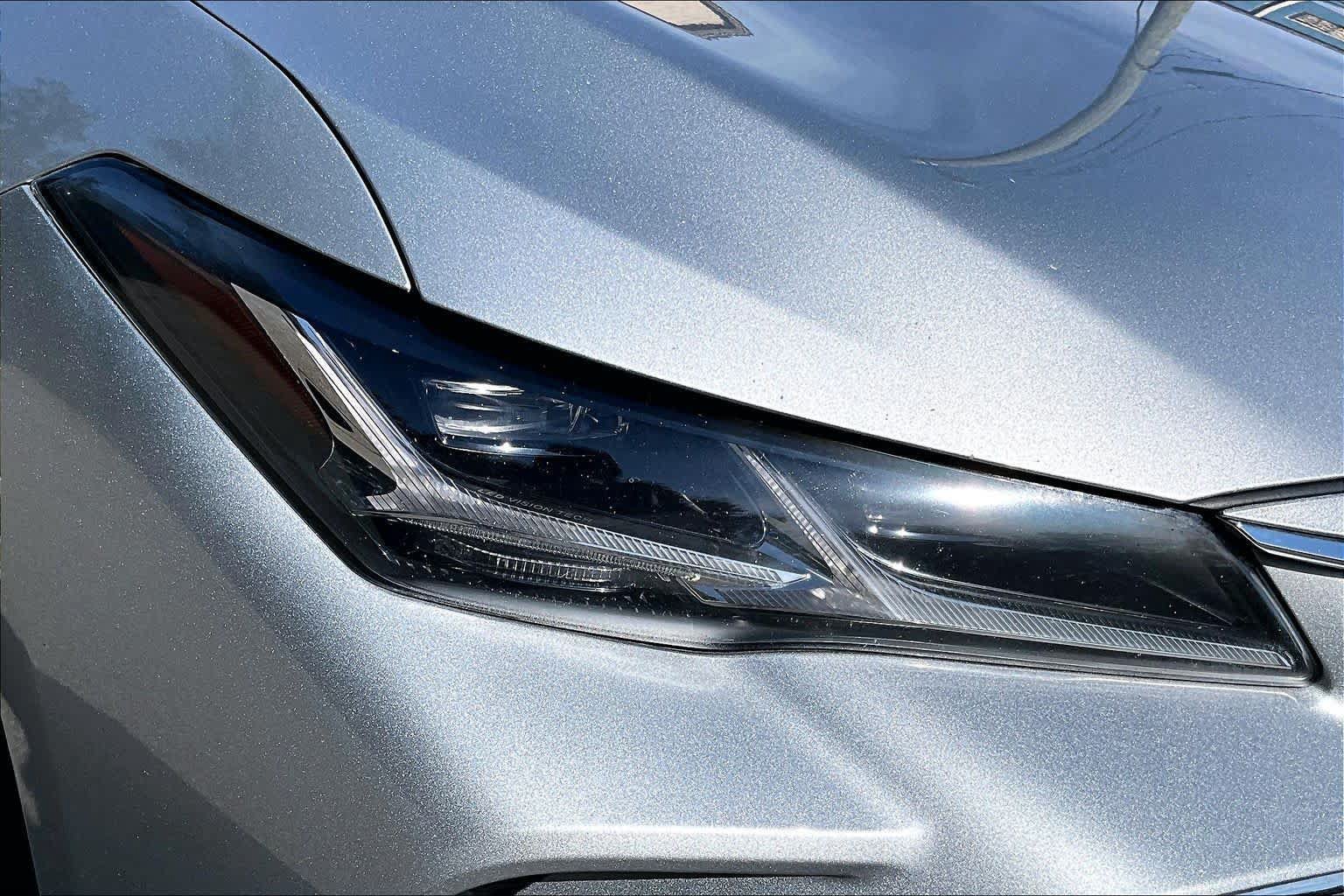 Certified 2021 Toyota Avalon Limited w/ Advanced Safety Package FWD image 28