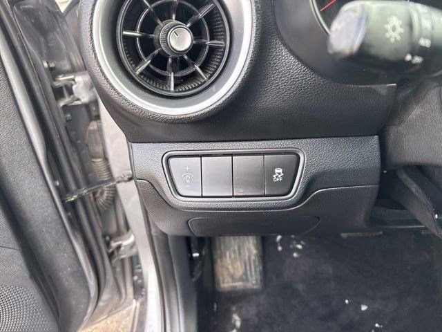 Used 2024 Kia Forte LXS image 19