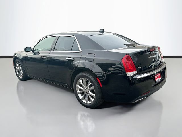 Used 2016 Chrysler 300 C image 8