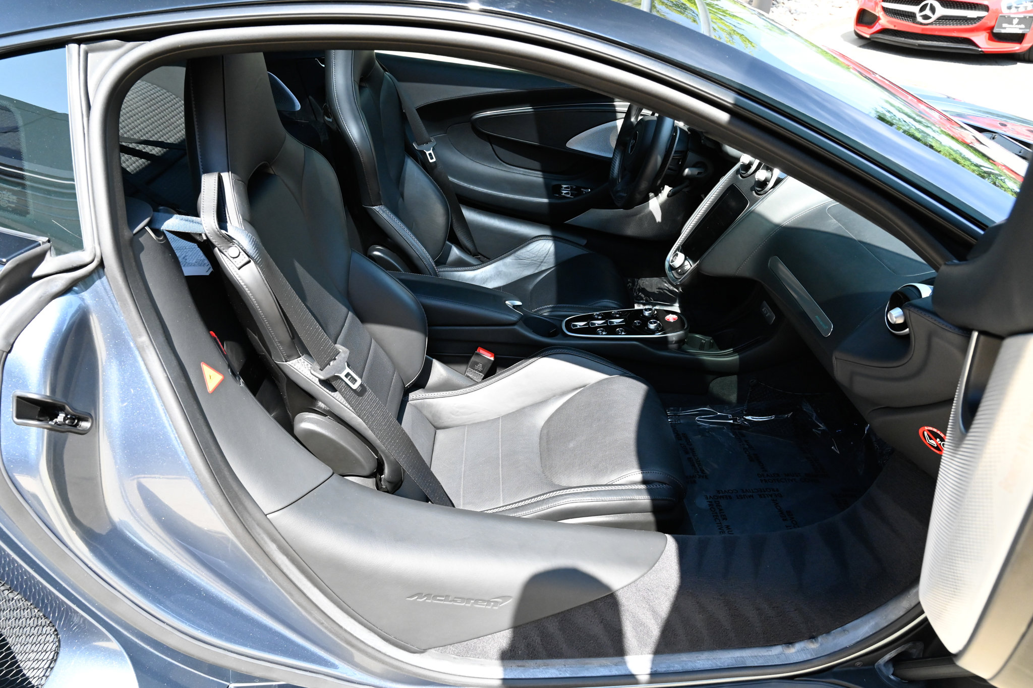 Used 2023 McLaren GT RWD image 41