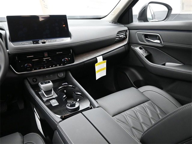 New 2026 Nissan Rogue Platinum w/ Platinum Premium Package image 11