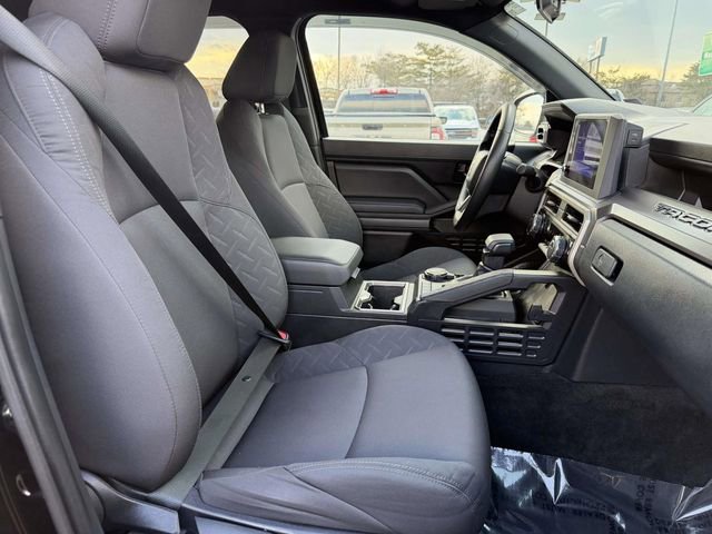 Used 2024 Toyota Tacoma SR5 image 7