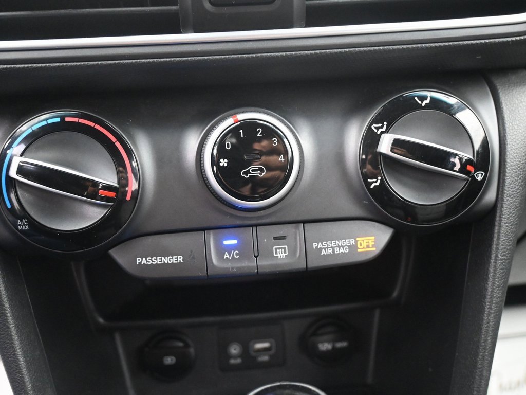 Used 2020 Hyundai Kona SEL image 17