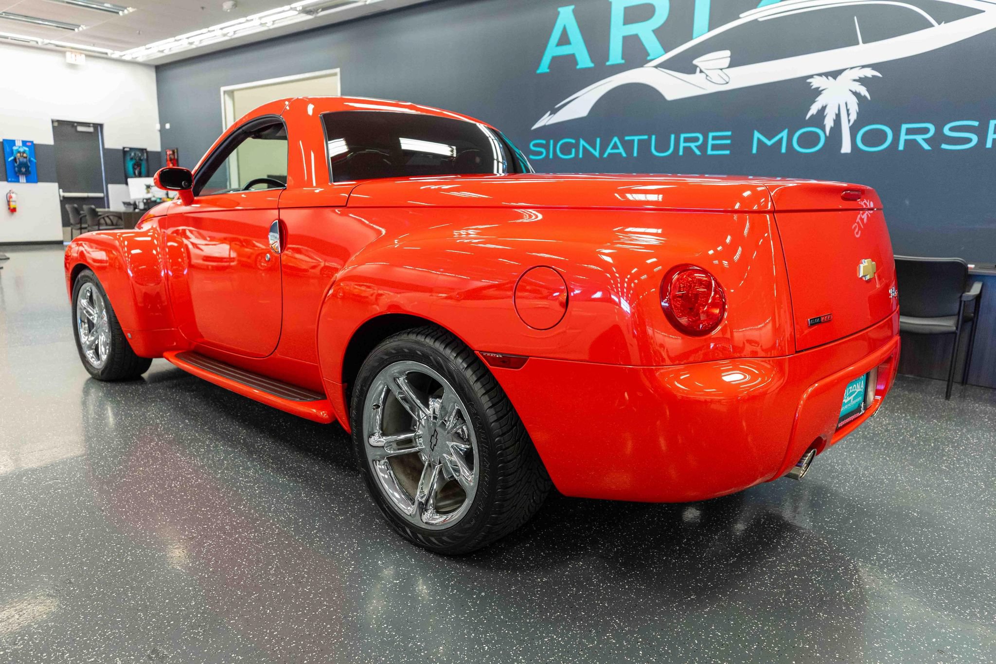 Used 2006 Chevrolet SSR w/ Preferred Equipment Group RWD image 8