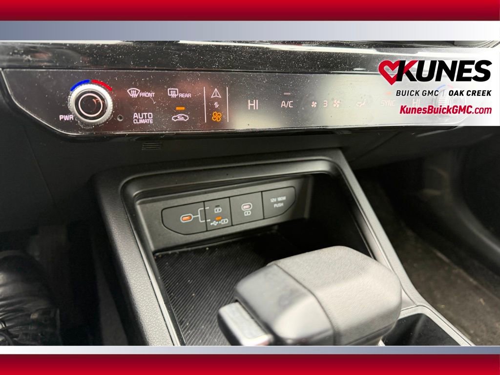 Used 2025 Kia K5 LXS image 14