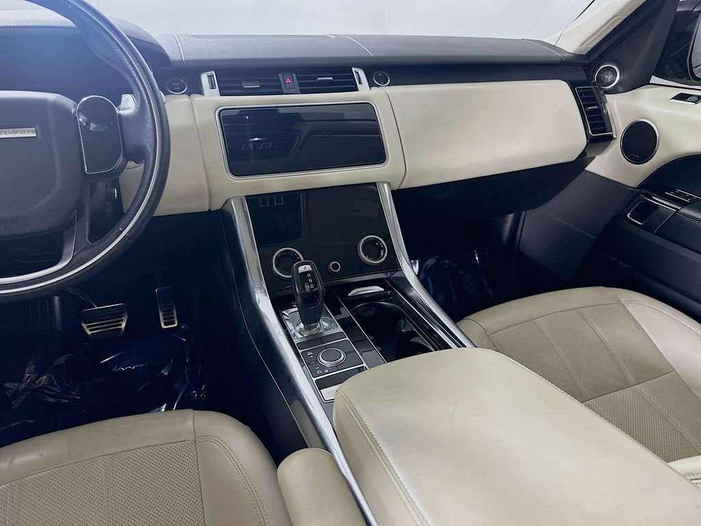 Used 2020 Land Rover Range Rover Sport HSE Dynamic image 19