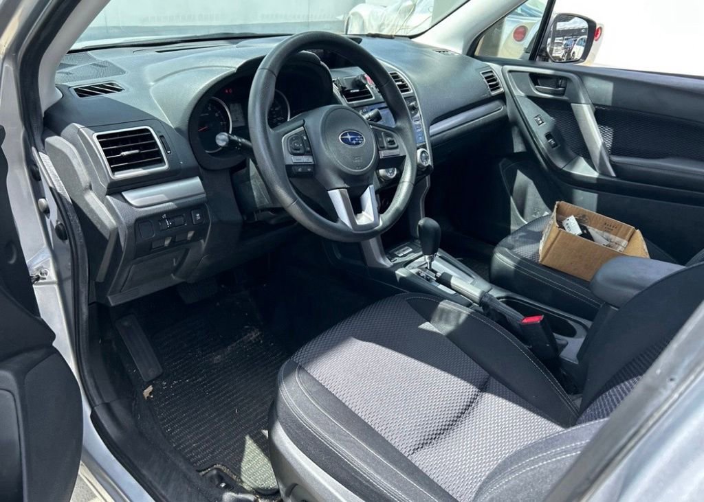 Used 2017 Subaru Forester 2.5i Premium w/ Popular Package #2A AWD/4WD image 6