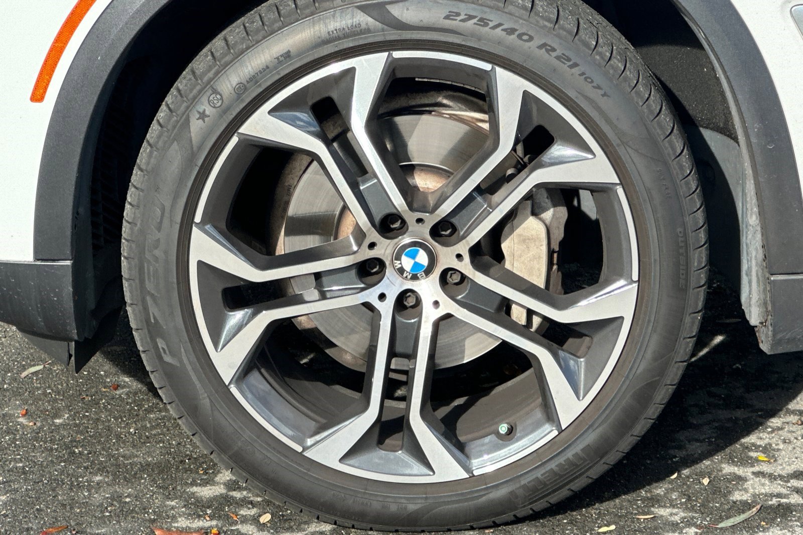 Used 2023 BMW X5 xDrive40i w/ Premium Package image 37