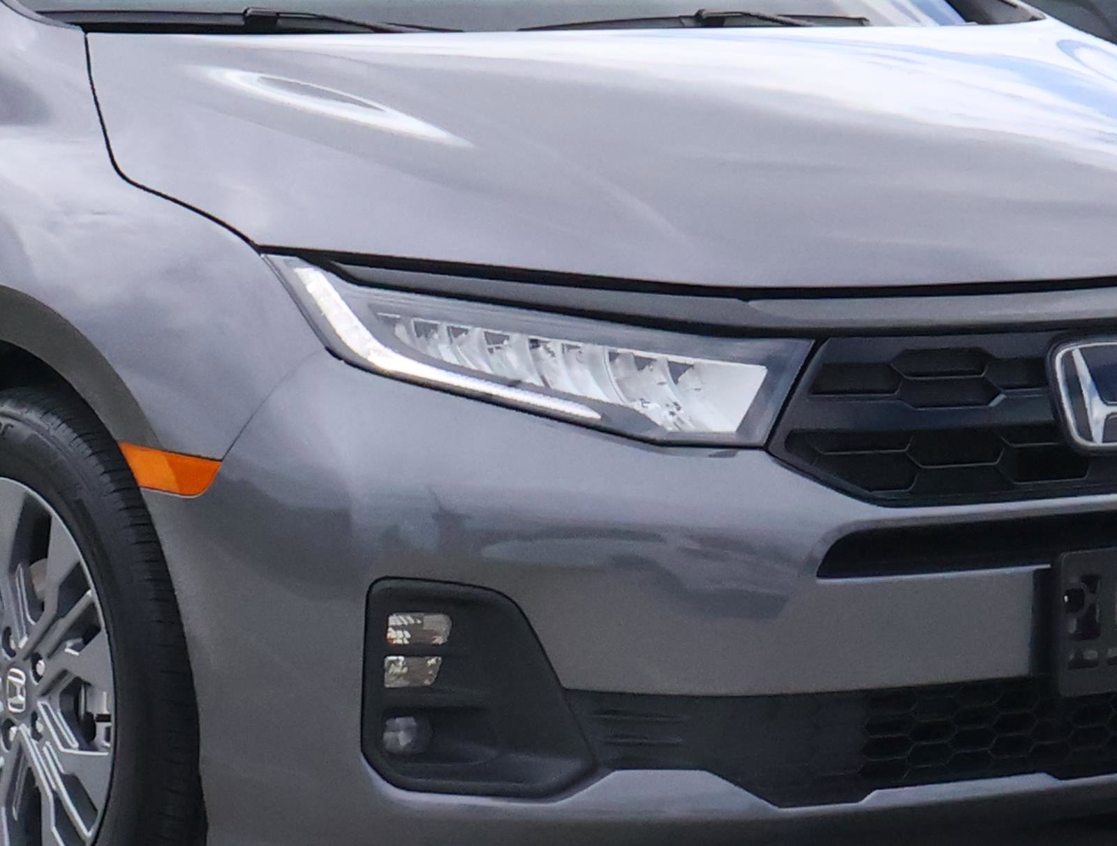 Used 2026 Honda Odyssey Touring image 7