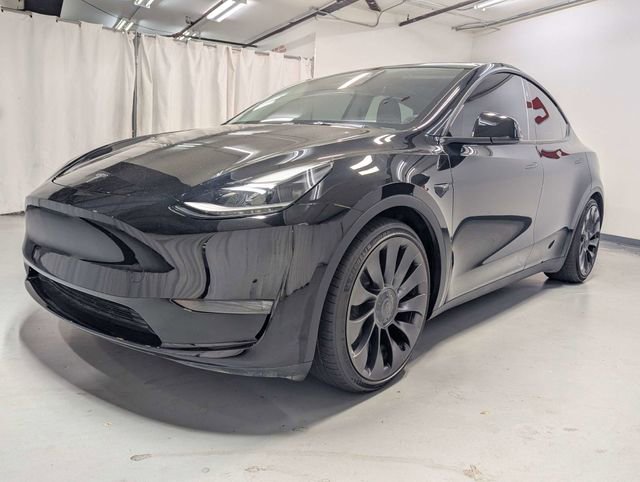 Used 2024 Tesla Model Y Performance image 5