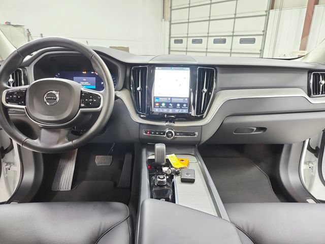 Used 2025 Volvo XC60 B5 Plus AWD/4WD image 26
