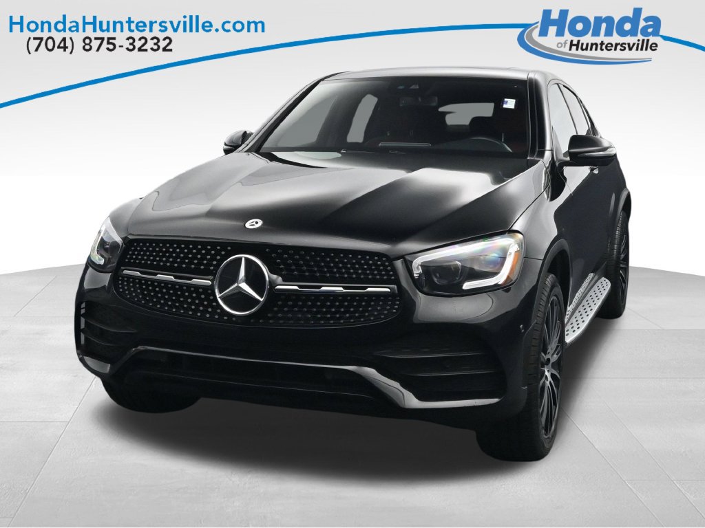 Used 2021 Mercedes-Benz GLC 300 4MATIC Coupe image 3