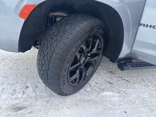 Used 2022 Chevrolet Tahoe Z71 w/ Z71 Off-Road Package image 21