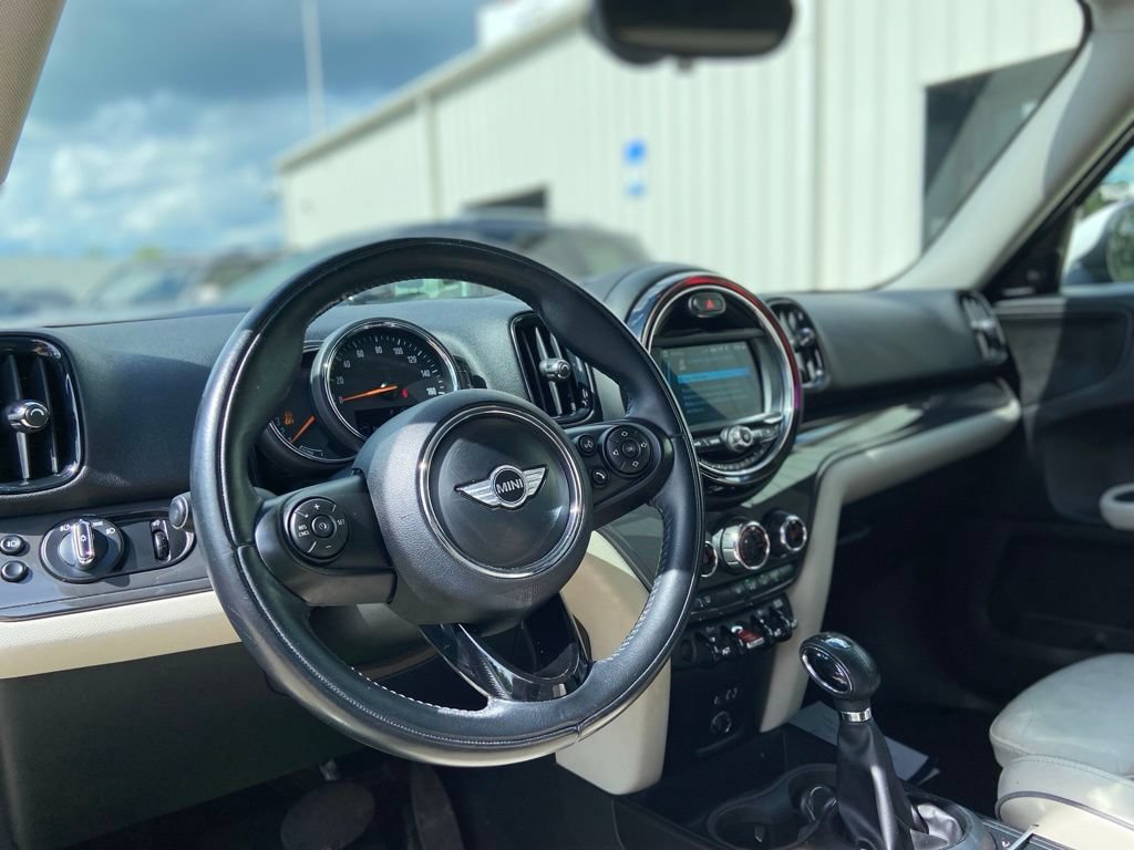 Used 2018 MINI Cooper Countryman FWD image 14