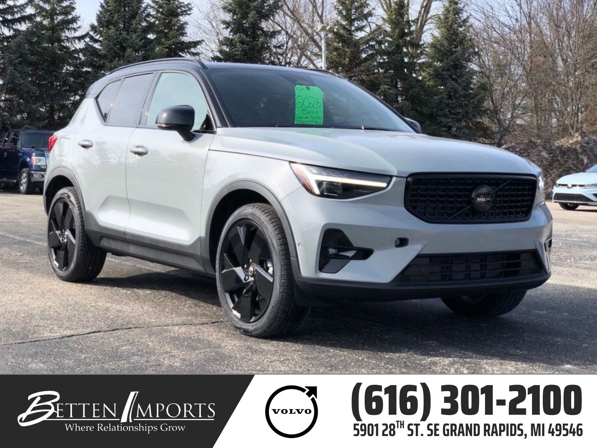New 2026 Volvo XC40 B5 Ultra w/ Protection Package Premier AWD/4WD image 1