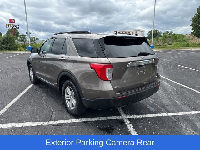 Used 2021 Ford Explorer XLT image 3