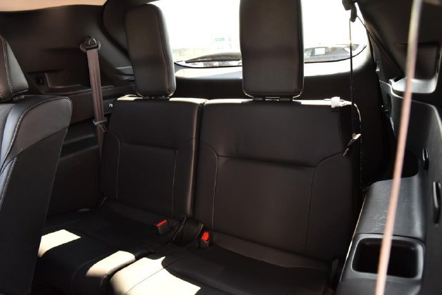 Used 2025 Mitsubishi Outlander SE AWD/4WD image 27