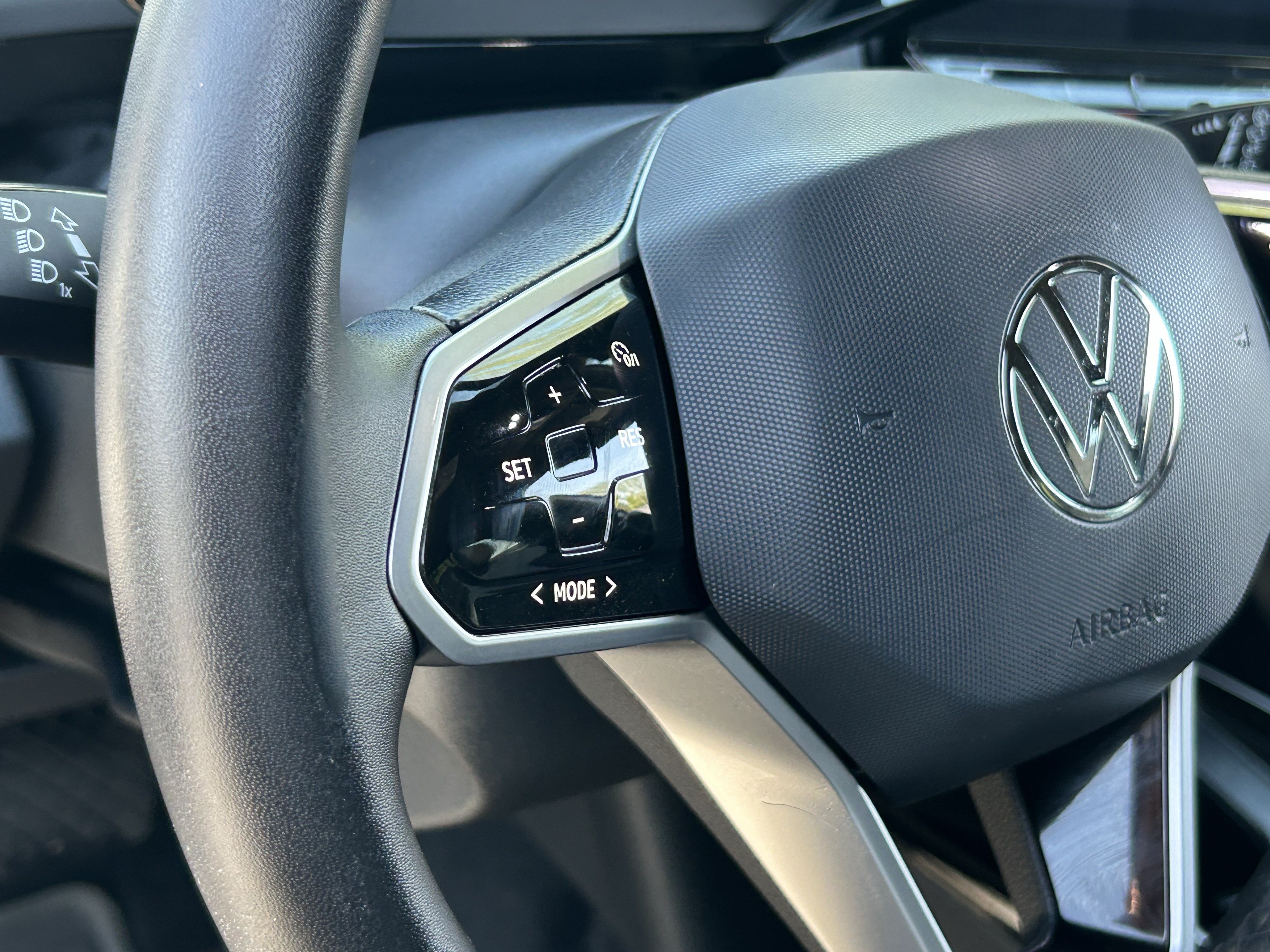 Used 2023 Volkswagen ID.4 Pro RWD image 28