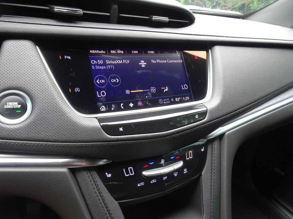Certified 2024 Cadillac XT5 Luxury w/ LPO, Floor Liner Package AWD/4WD image 16