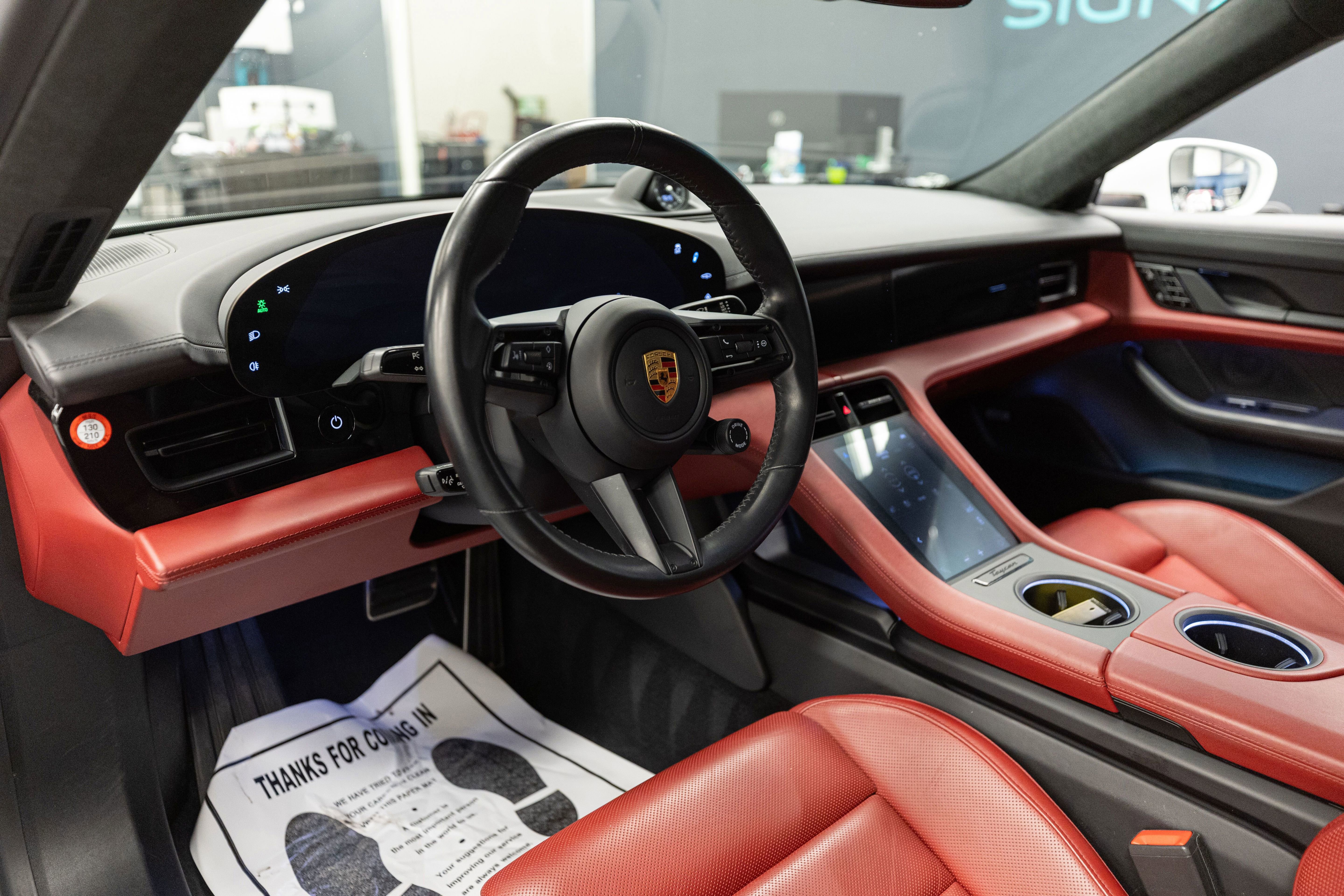Used 2020 Porsche Taycan Turbo AWD/4WD image 10