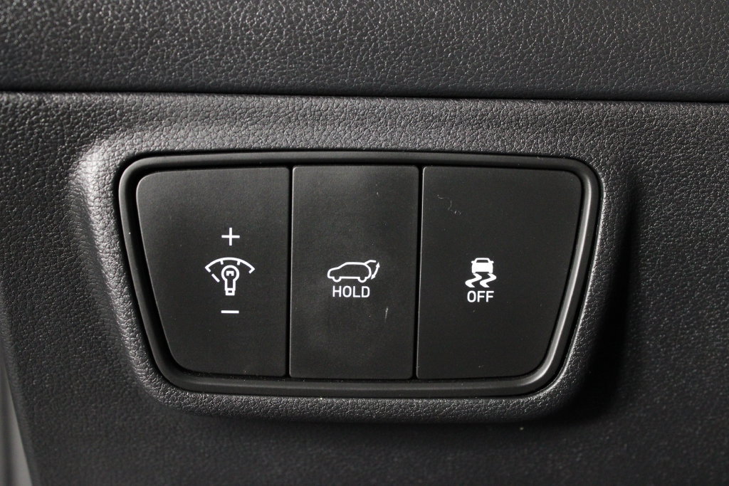 Certified 2022 Hyundai Tucson Limited AWD/4WD image 25