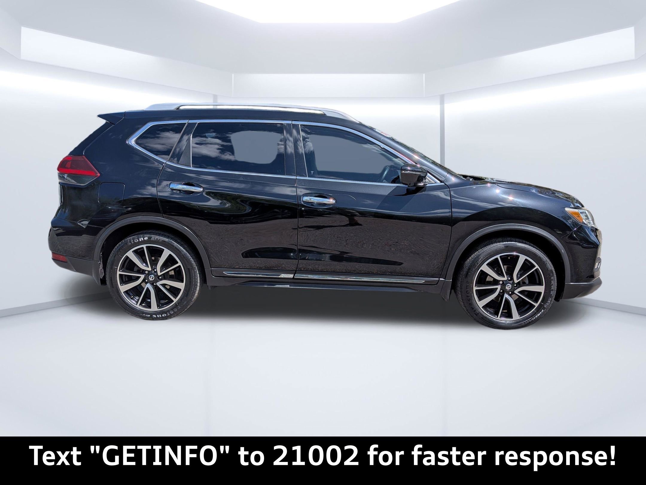 Used 2018 Nissan Rogue SL w/ Premium Package image 2