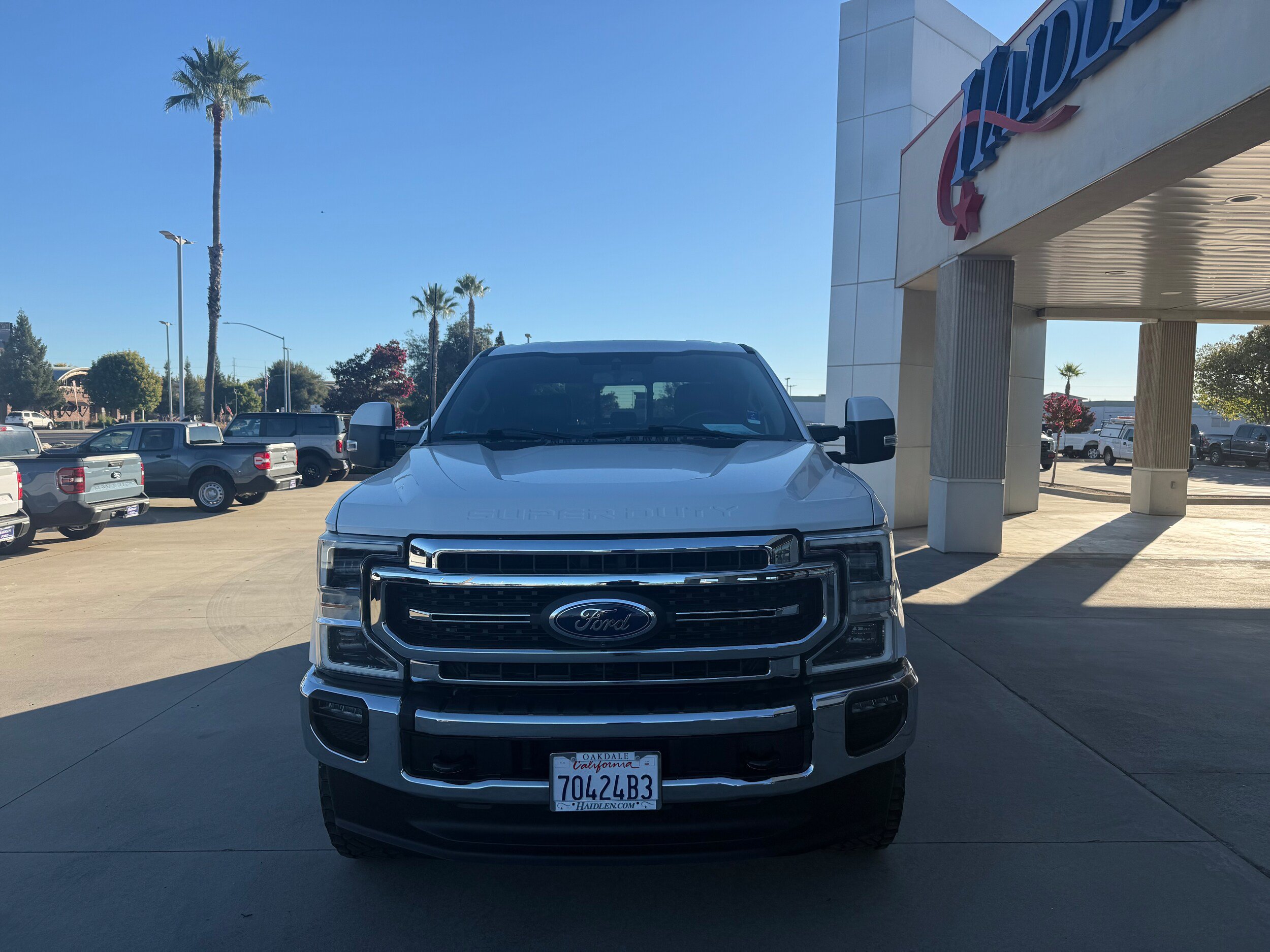Certified 2020 Ford F350 Lariat w/ Lariat Ultimate Package AWD/4WD image 2