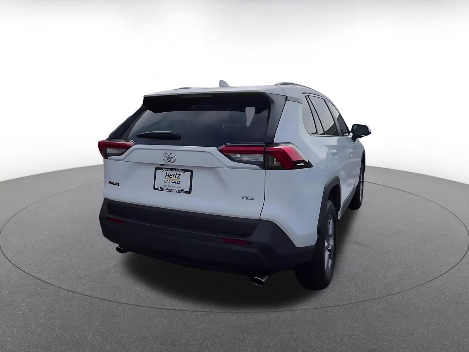 Used 2025 Toyota RAV4 XLE w/ Weather Package image 13