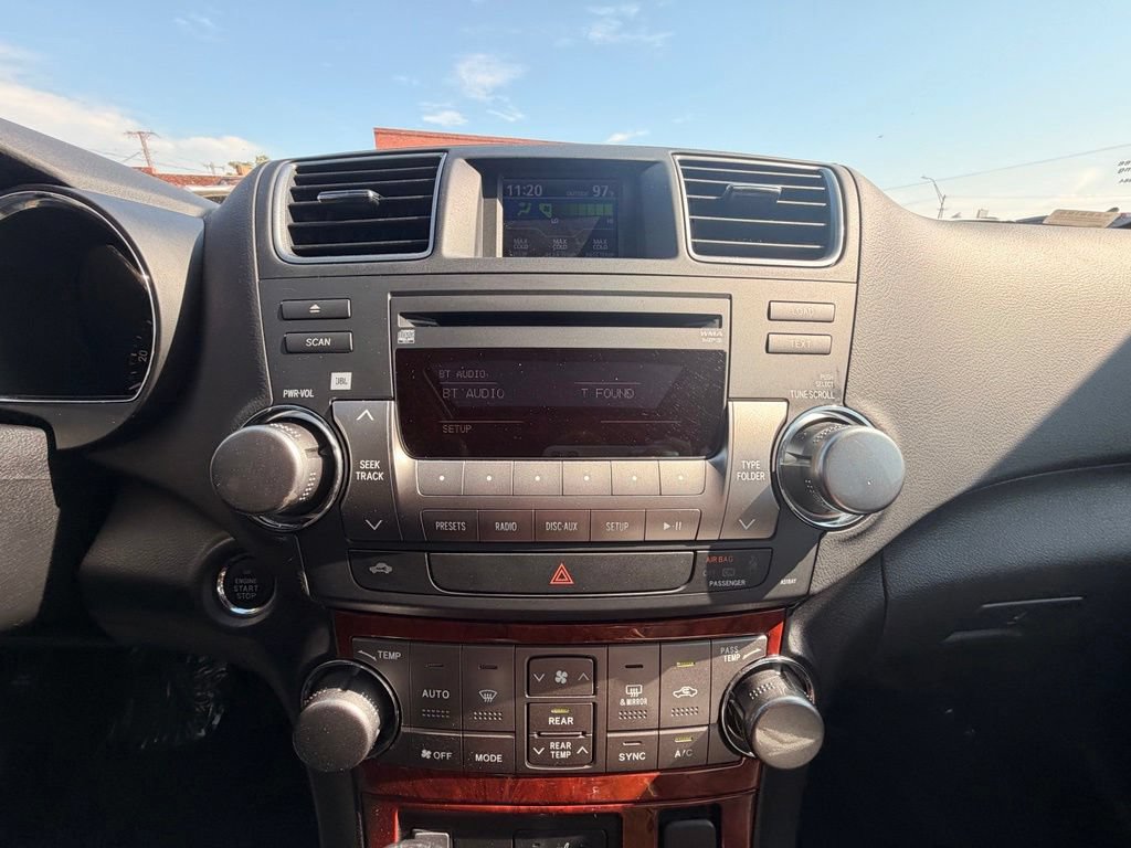 Used 2012 Toyota Highlander Limited FWD image 23
