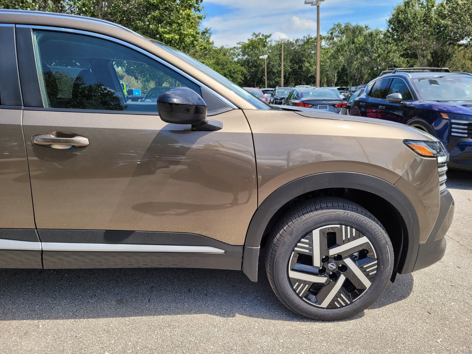 New 2026 Nissan Kicks SV image 8
