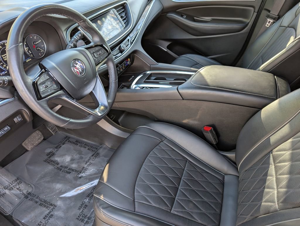 Used 2024 Buick Enclave Avenir image 11