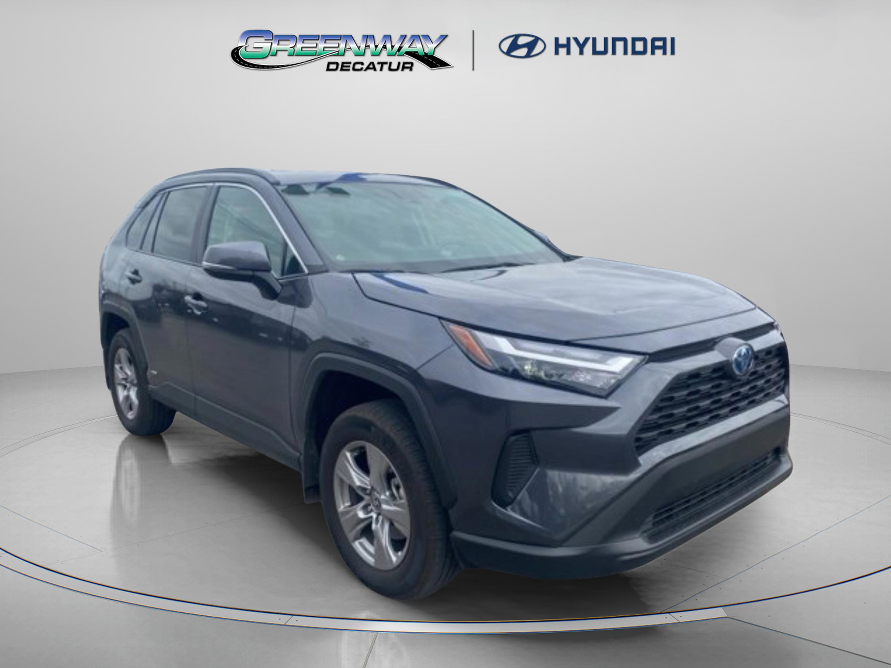 Used 2024 Toyota RAV4 XLE video 1