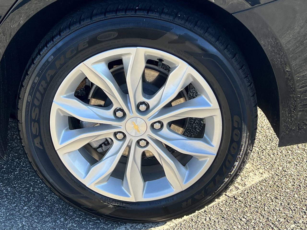 Used 2024 Chevrolet Malibu LT image 36