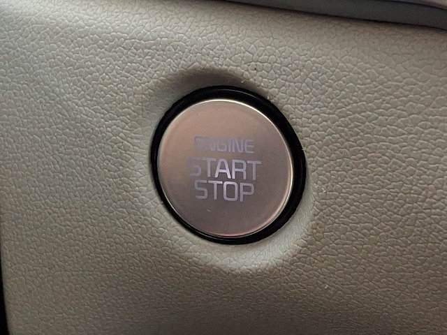Used 2025 Kia Sorento S w/ Panoramic Sunroof Package FWD image 24