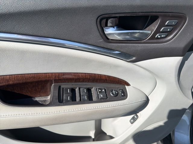 Used 2020 Acura MDX SH-AWD image 17
